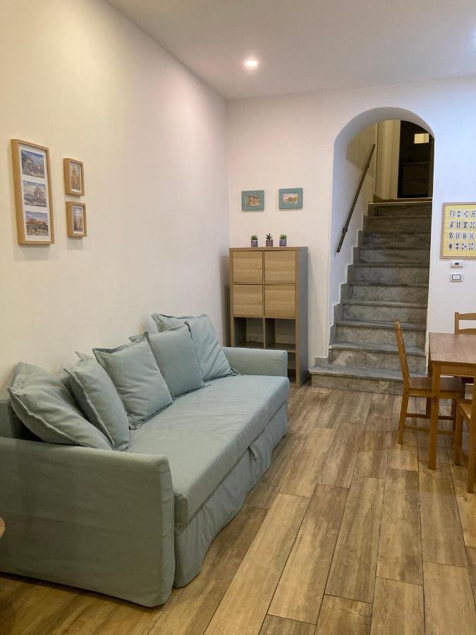 Casa Gaia A Due Passi Dal Duomo Apartment Наполи Екстериор снимка